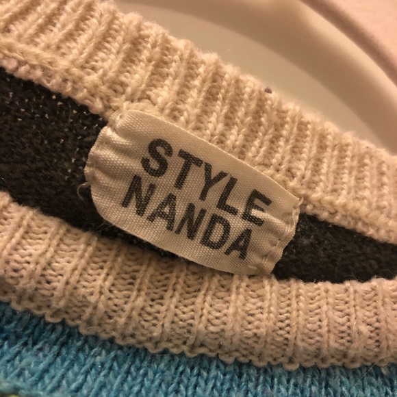 Sweater - Picture 3 of 4